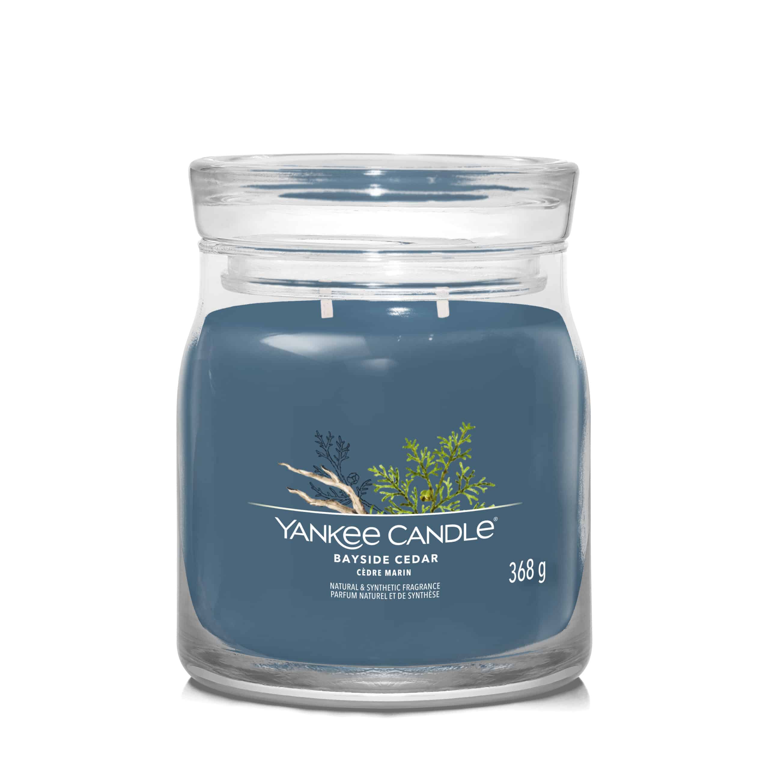 Yankee Candle Bayside Cedar Signature geurkaars in middelgrote pot met cederhoutgeur
